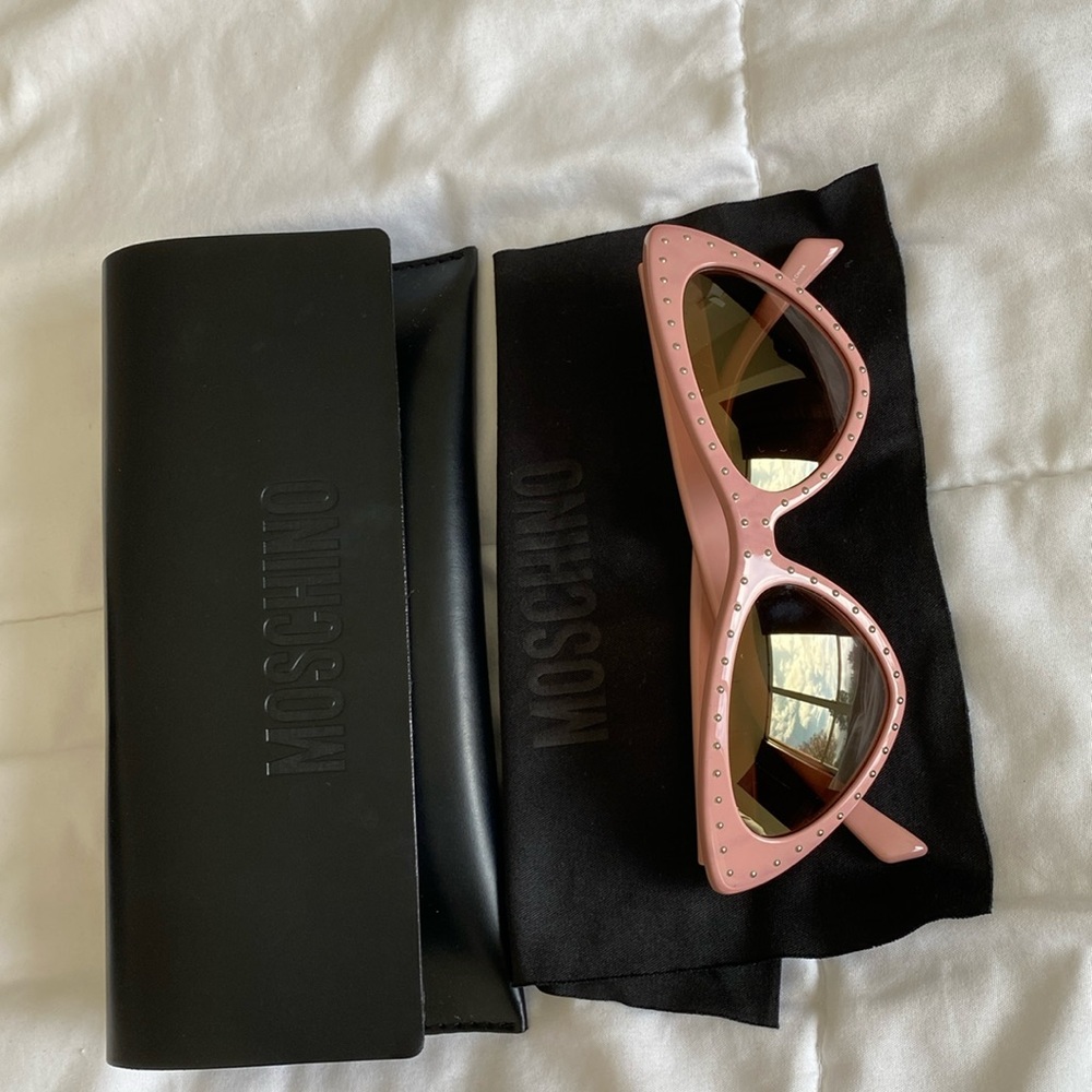 Moschino pink cat eye sunglasses